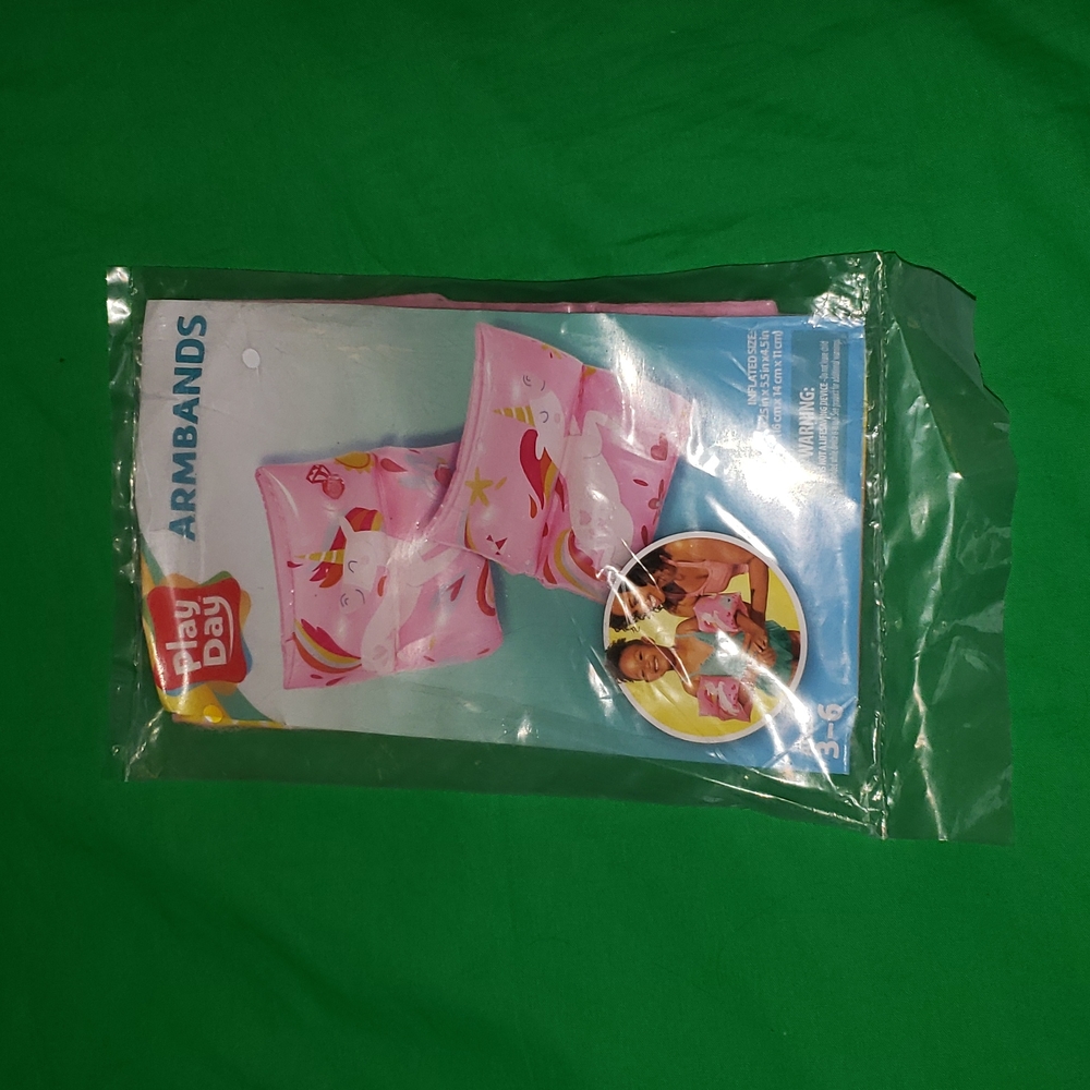 Play Day Inflatable Arm Bands Ages 3-6 Pink Unicorn Print